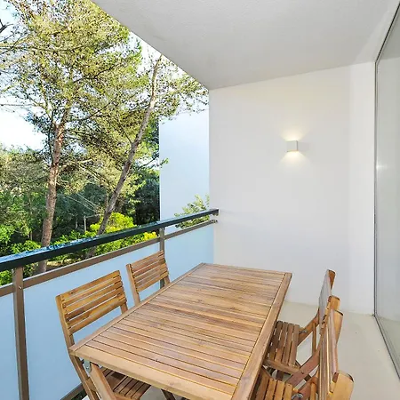 Hibiscos Balcony - *