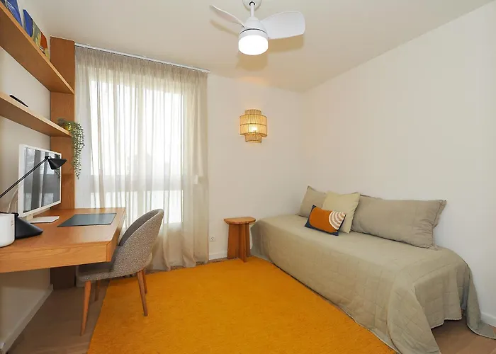 公寓 Hibiscos Balcony - *