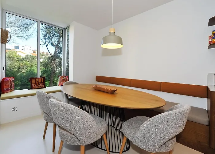 Hibiscos Balcony - * Cascais